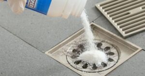 Thông Bồn Cầu Nghẹt: 15+ Cách Xử Lý Nhanh, Hiệu Quả 100% Tại Nhà (Cập nhật 2026) 6 Sử dụng Bột thông cống
